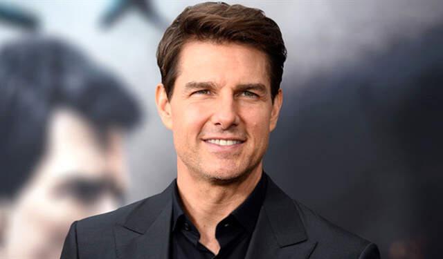 55 Yaşındaki Tom Cruise Fiziği ve Yakışıklılığıyla Yıllara Meydana Okudu