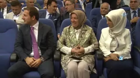 AK Parti Bursa Milletvekilleri Mazbatalarını Aldı AK Parti Bursa Milletvekilleri Mazbatalarını Aldı