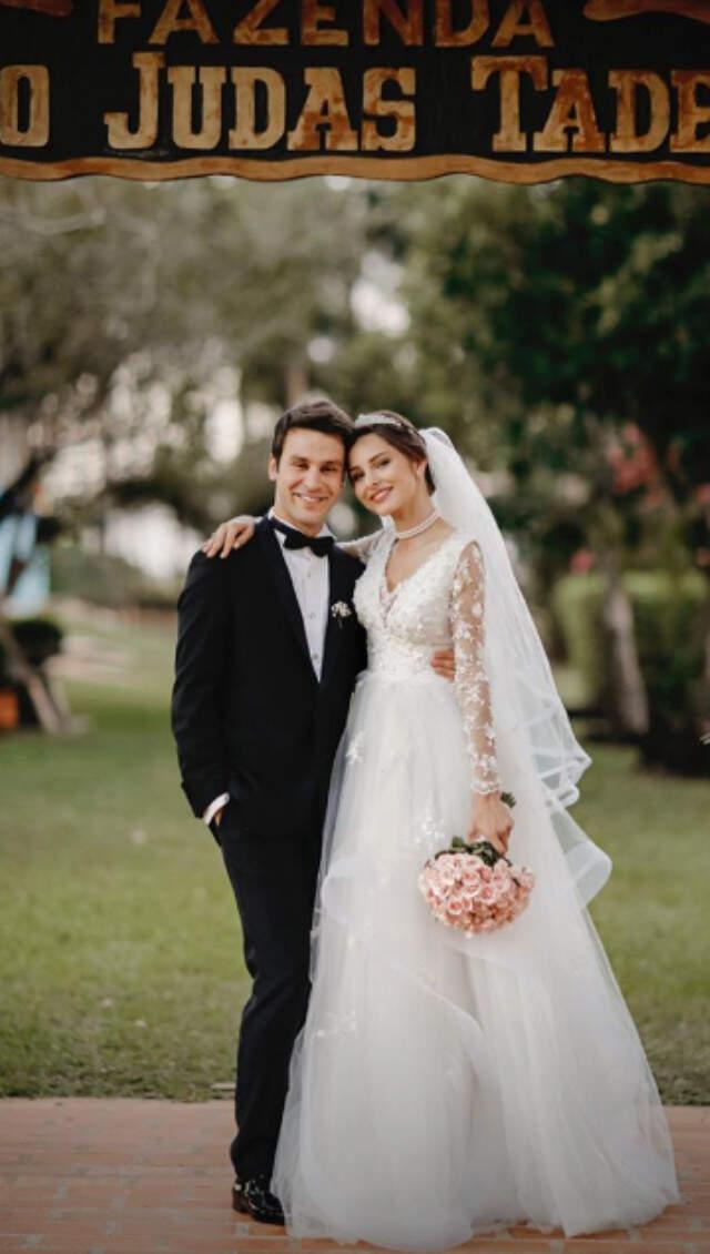 Brezilyalı Oyuncu Jessica May ile Rizeli Sevgilisi Dünya Evine Girdi