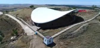 Klaus Schmidt: Şanlıurfa'da, Göbeklitepe'nin Dünya Mirası Listesi'ne Girmesi Sevinci Özel Klaus Schmidt: Şanlıurfa'da, Göbeklitepe'nin Dünya Mirası Listesi'ne Girmesi Sevinci Özel