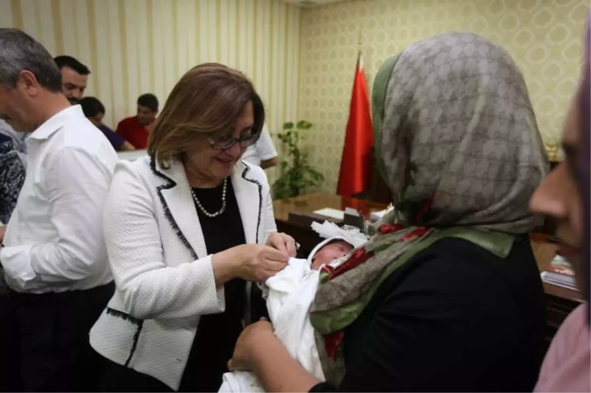 Beşiz Bebeklere 'Şahin' Desteği