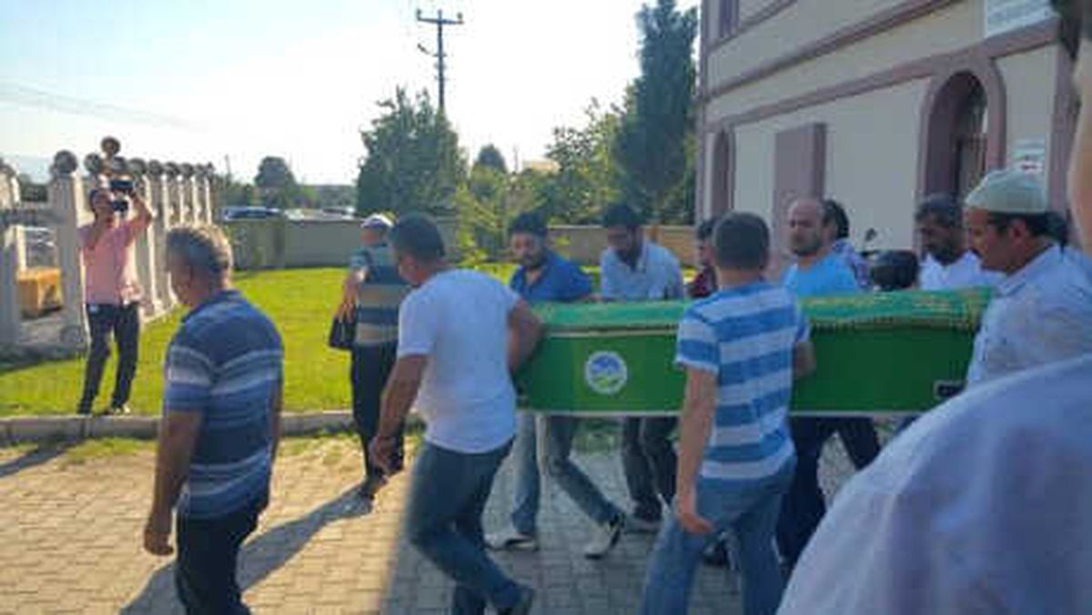 Ormanda 3 İş Arkadaşını Öldüren, 3 Kişiyi de Yaralayan Zanlı Yakalandı (2)