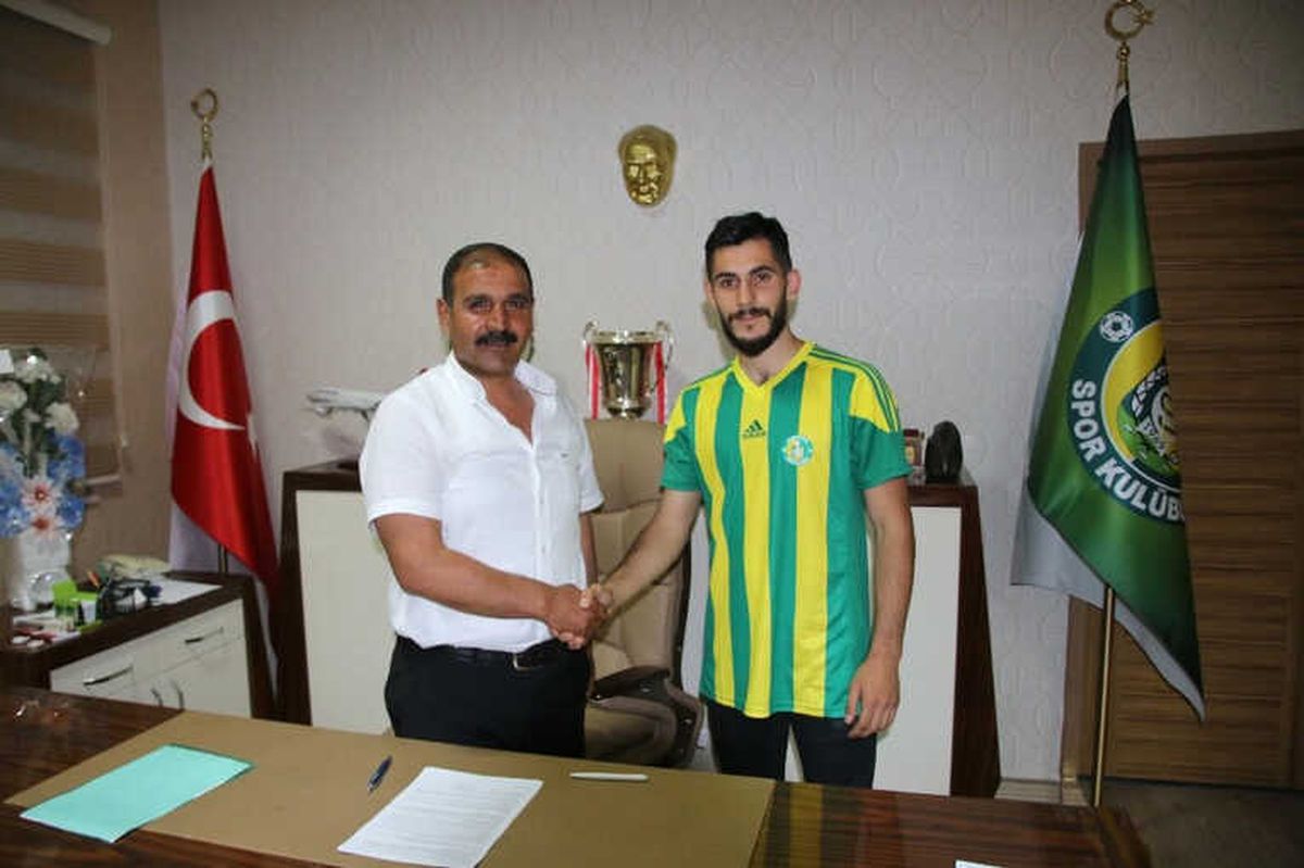 Şanlıurfaspor Selim Kayacı'yı Transfer Etti