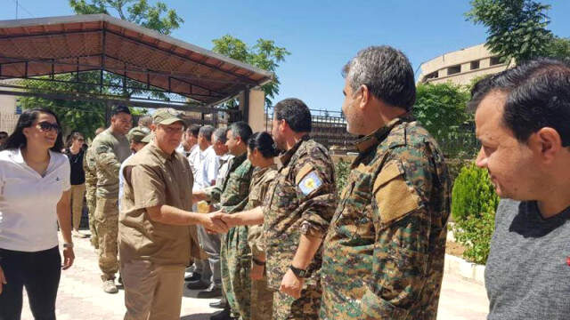 ABD'li Senatörden Küstah Türkiye Açıklaması: İç Savaşa Dahil Olursa Bataklıkta Kendini Bulur