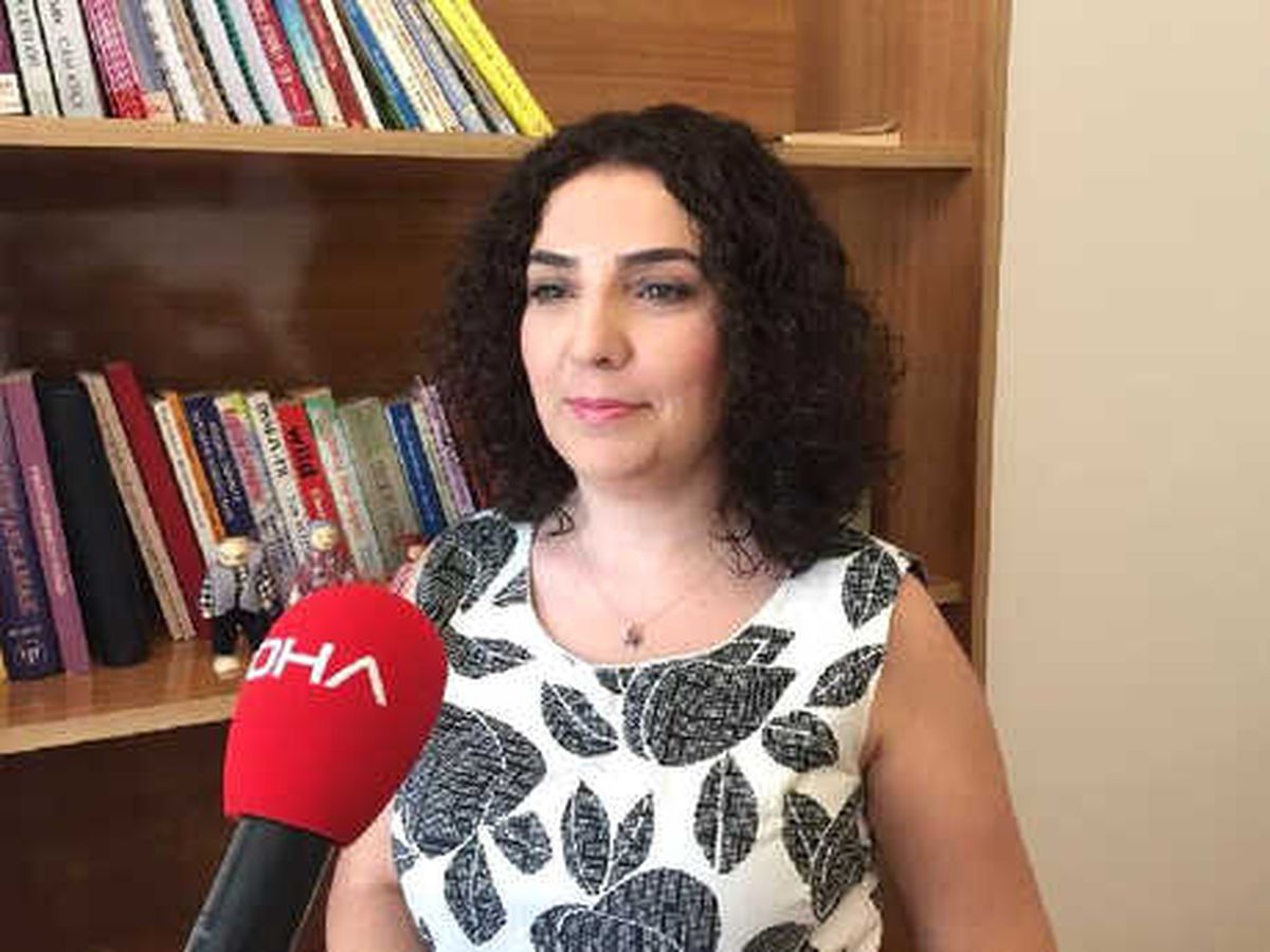 Çocuğunuza, 'Öpsün, O Senin Teyzen' Diye Israr Etmeyin'