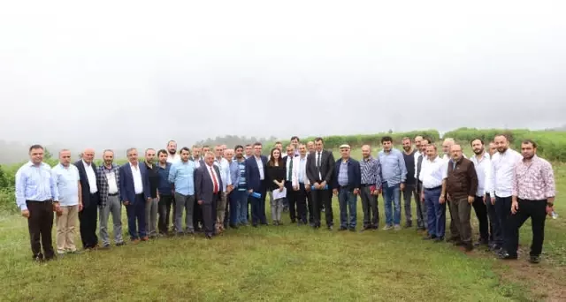 Dağın Tepesinde Kurulacak Olan Organize Sanayi Bölgesini Tanıttılar Dağın Tepesinde Kurulacak Olan Organize Sanayi Bölgesini Tanıttılar