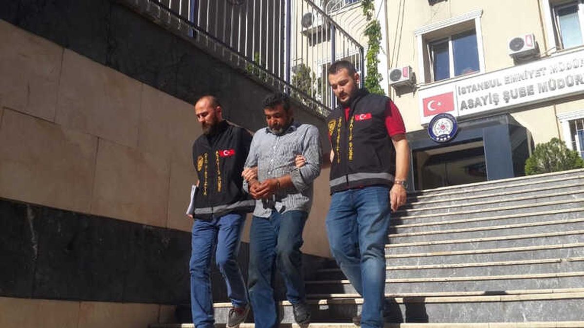 İstanbul'dan Çaldığı Otomobilleri Suriye'ye Götüren 1 Kişi Suçüstü Yakalandı