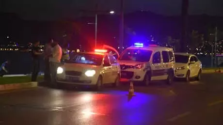 Motosiklet, Hızlı Girdiği Virajda Devrildi: 2 Ölü Motosiklet, Hızlı Girdiği Virajda Devrildi: 2 Ölü