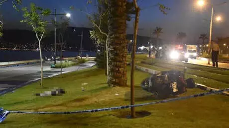 Motosiklet, Hızlı Girdiği Virajda Devrildi: 2 Ölü Motosiklet, Hızlı Girdiği Virajda Devrildi: 2 Ölü