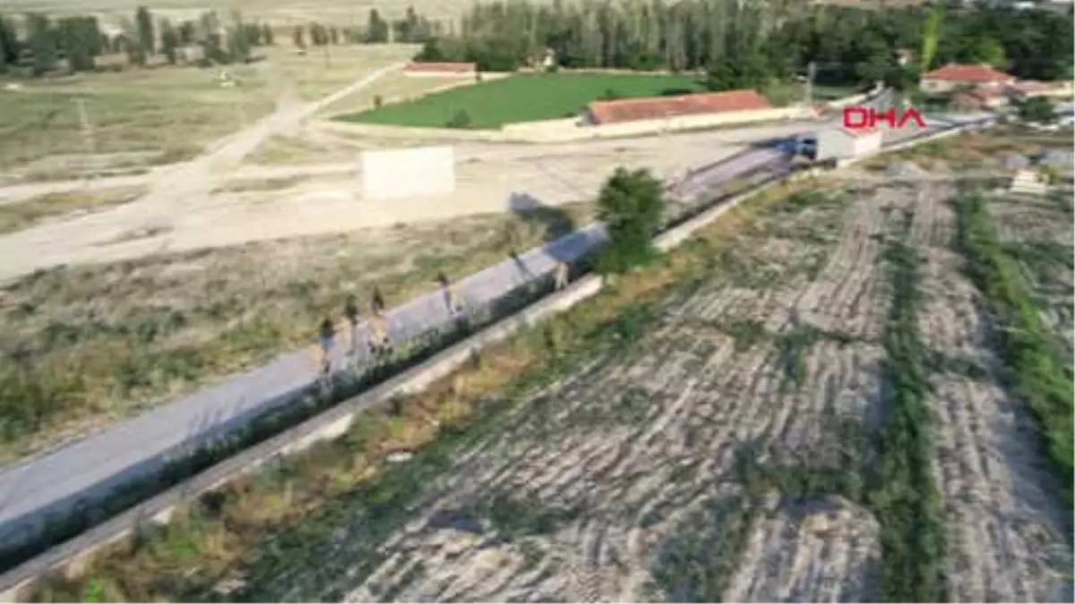 Uzman Psikolog Tatar Çocuğunuza, 'Öpsün, O Senin Teyzen' Diye Israr Etmeyin