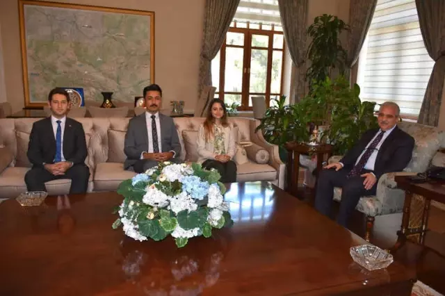Vali Güvençer'den Yeni Kaymakamlara Tavsiye Açıklaması