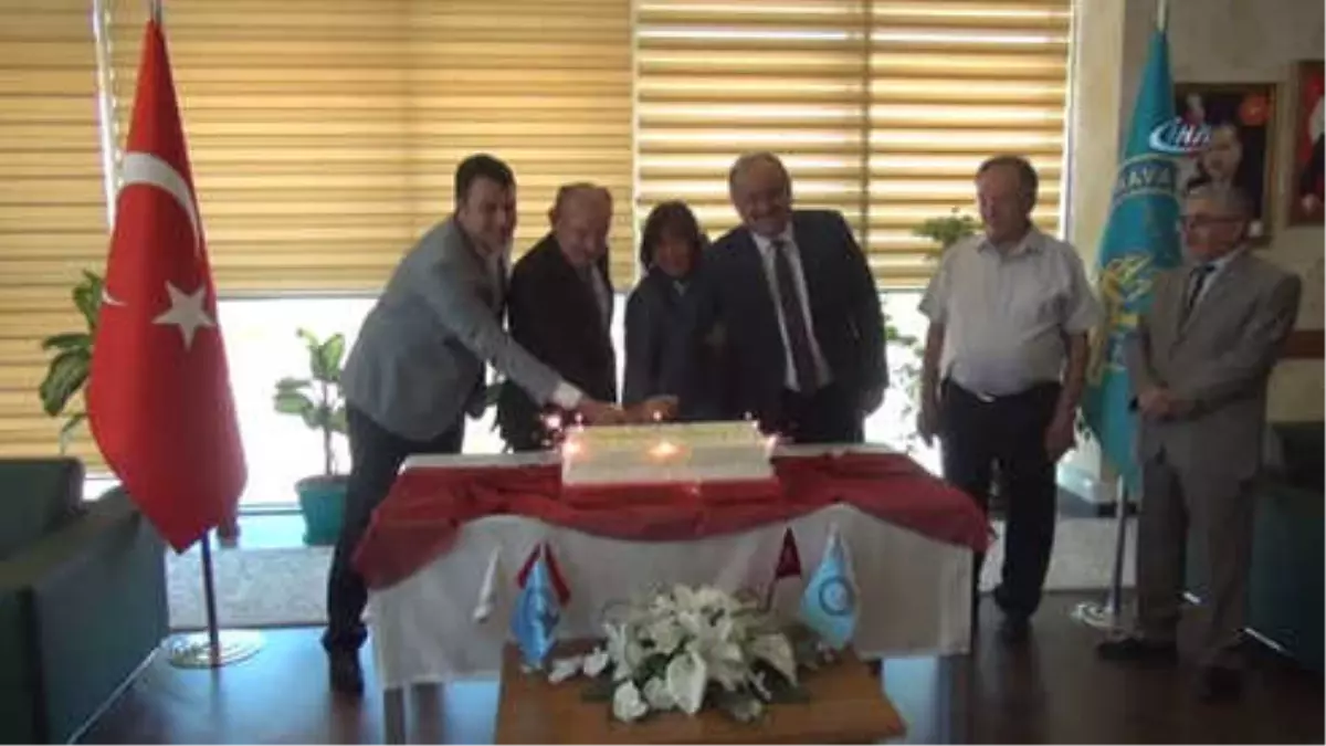 Kastamonu Havalimanı'nın Açılışının 5'inci Yılı, Pasta Kesilerek Kutlandı