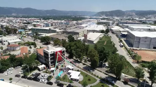 Uludağ Osb Yeni Hizmet Binasına Kavuştu Uludağ Osb Yeni Hizmet Binasına Kavuştu