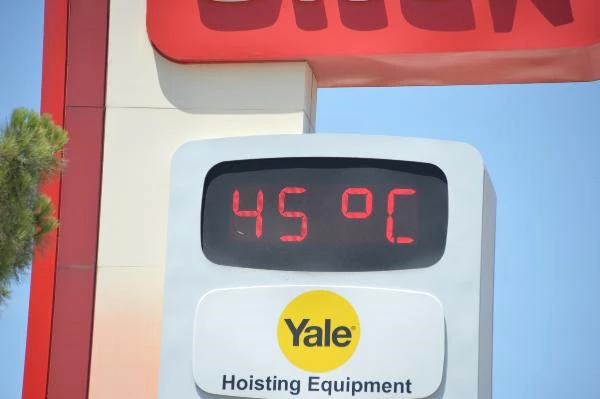 Adana Yanyor, Termometreler 45 Dereceyi Gsterdi