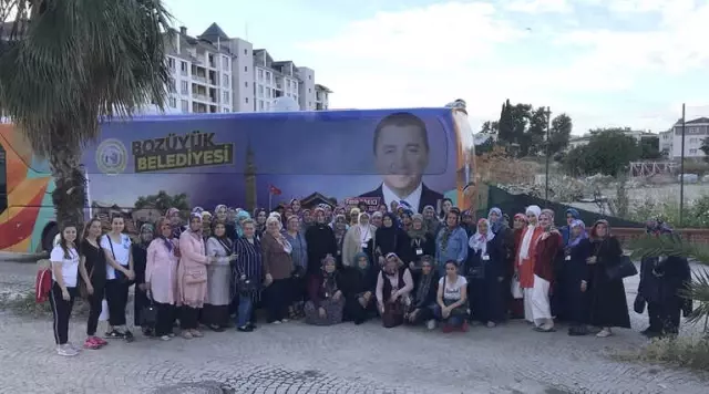 Bozüyüklüler İstanbul'un Tarihi Güzellikleri ile Buluşuyor Bozüyüklüler İstanbul'un Tarihi Güzellikleri ile Buluşuyor