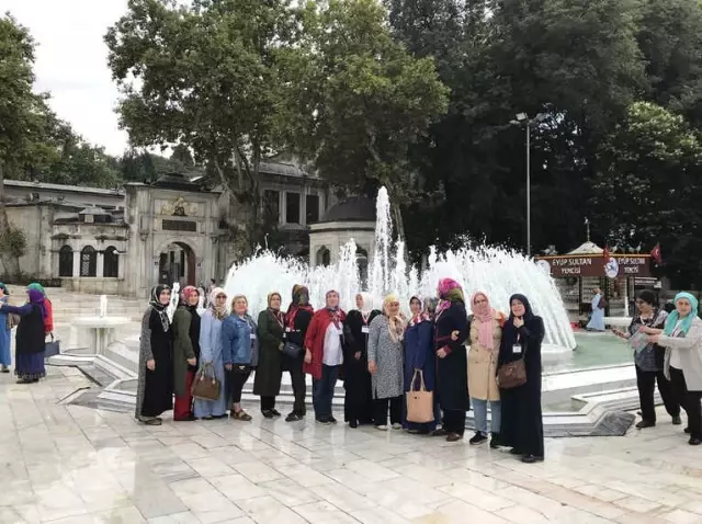 Bozüyüklüler İstanbul'un Tarihi Güzellikleri ile Buluşuyor Bozüyüklüler İstanbul'un Tarihi Güzellikleri ile Buluşuyor