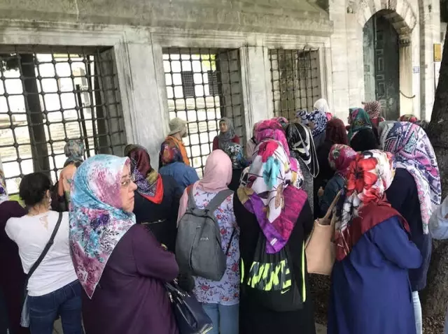Bozüyüklüler İstanbul'un Tarihi Güzellikleri ile Buluşuyor Bozüyüklüler İstanbul'un Tarihi Güzellikleri ile Buluşuyor