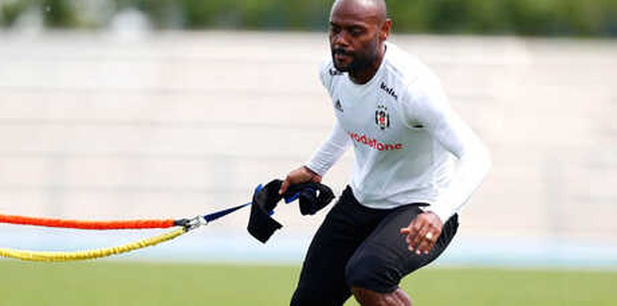 Bursaspor, Vagner Love'dan Vazgeçti...