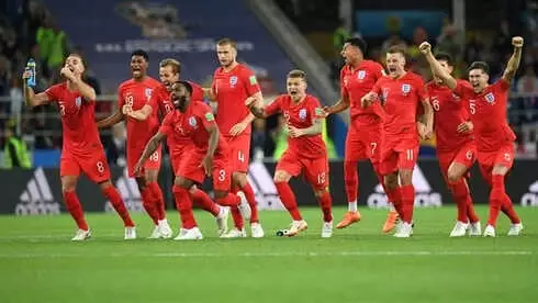 İngiltere İlk Kez Penaltılarda Turladı