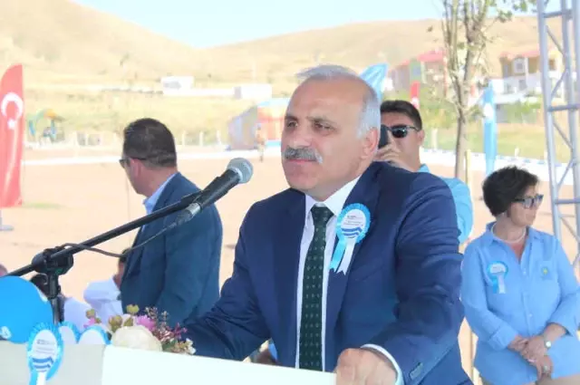 Van Gölü'ne 'Mavi Bayrak' Van Gölü'ne 'Mavi Bayrak'
