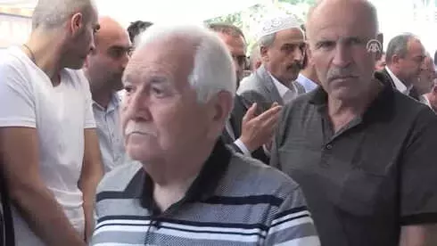 AK Parti Sözcüsü Ünal'ın Acı Günü AK Parti Sözcüsü Ünal'ın Acı Günü