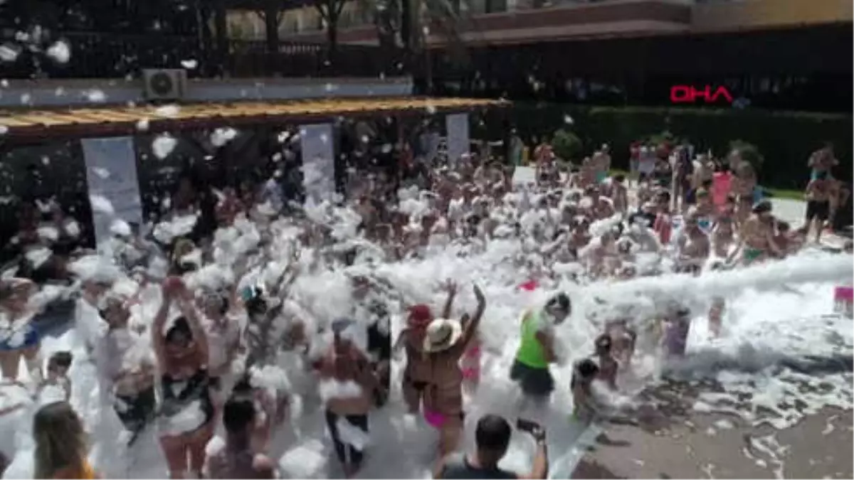 Antalya Turistlerin Vazgecilmezi Kopuk Partisi Hd Antalya