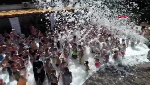 Antalya Turistlerin Vazgecilmezi Kopuk Partisi Hd Antalya