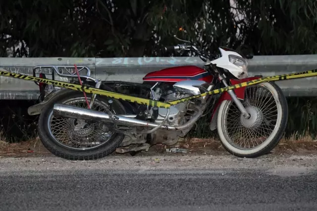 İzmir'de Motosiklet Kazası: 1 Ölü, 1 Yaralı haberi ...