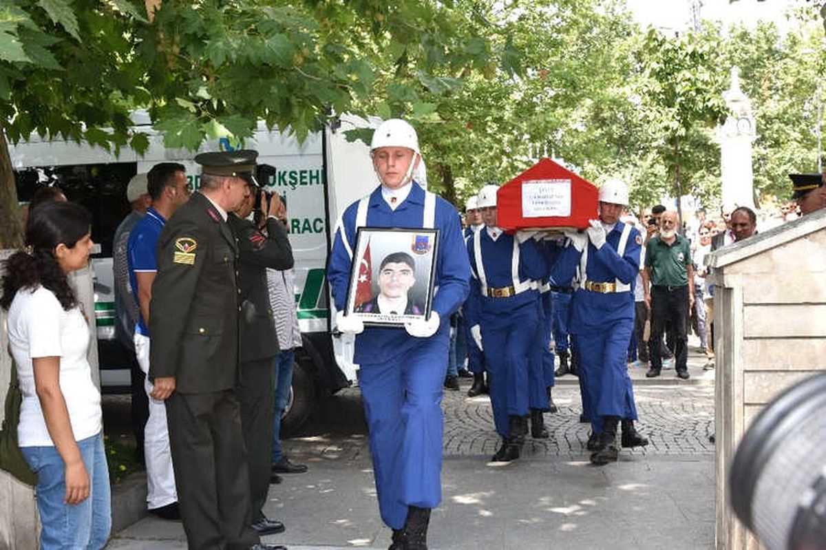 Kazada Şehit Olan Astsubay Boztoprak Çorlu'da Defnedildi