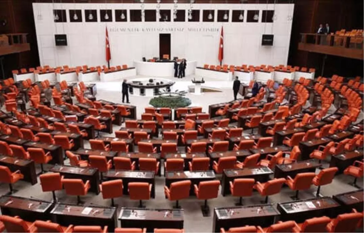 Meclis'te Yemin Töreni Başladı