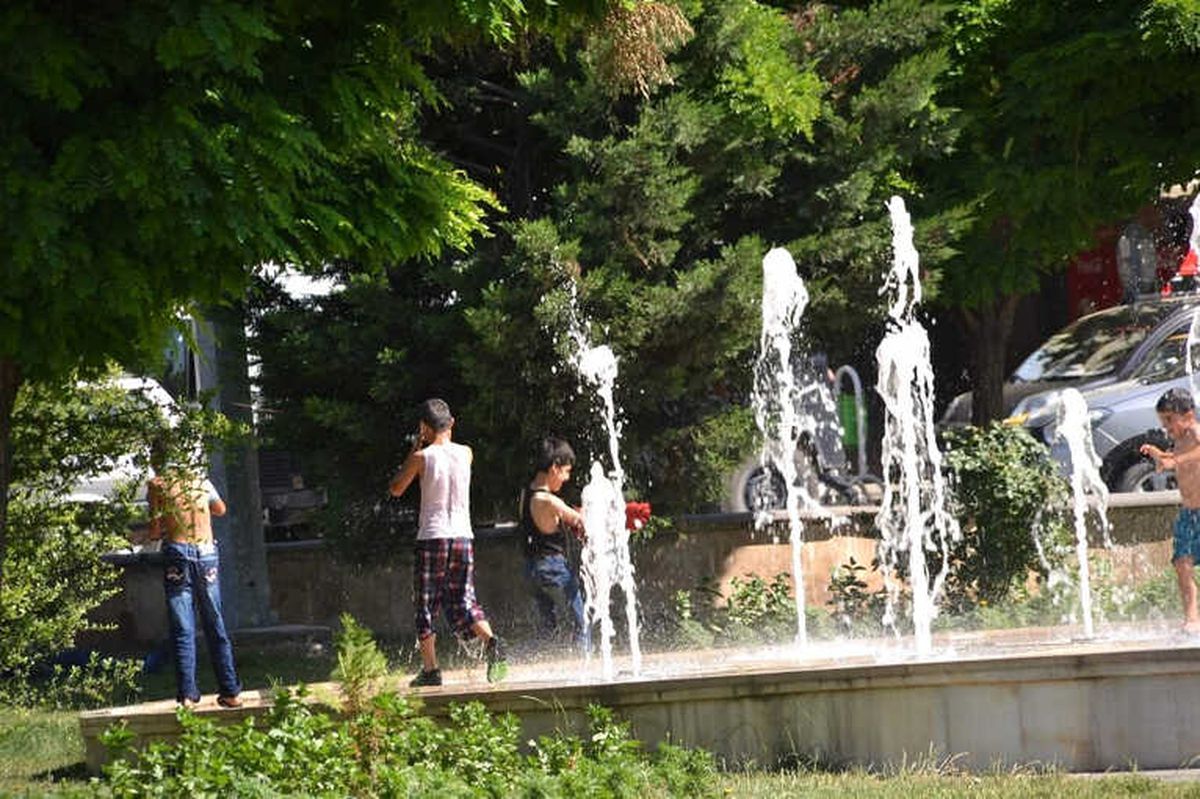 Siirt'te Termometreler 42 Dereceyi Gösterdi