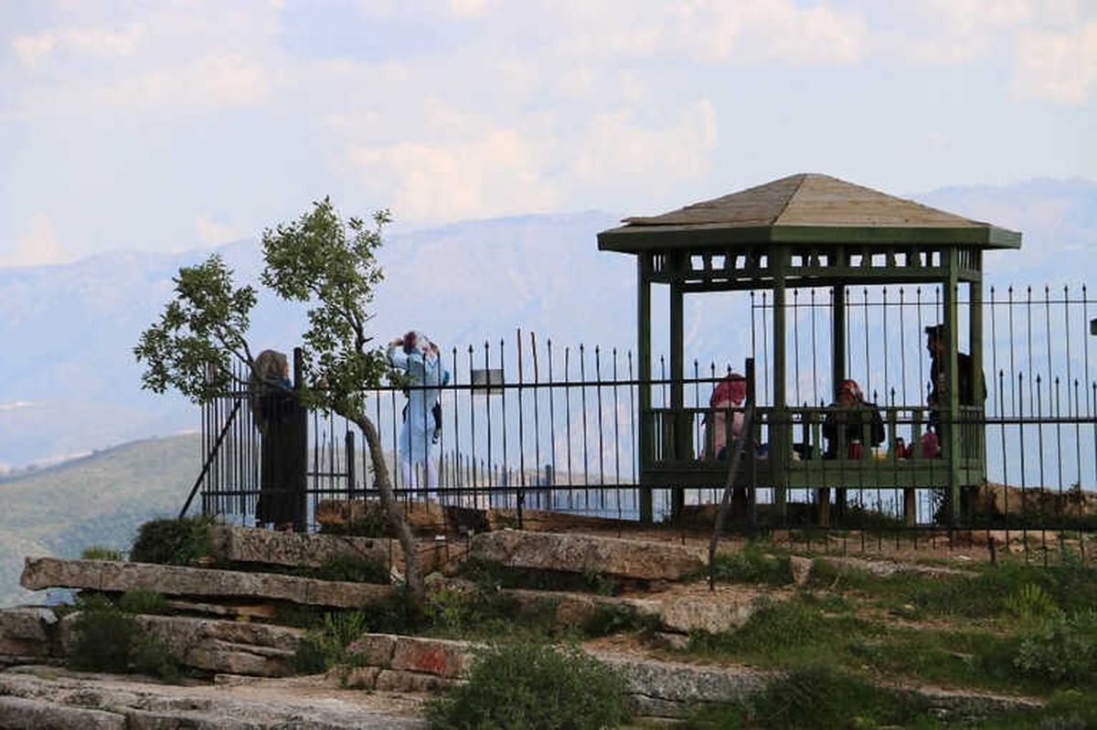 Siirt'te Sıcaklardan Bunalanlar Kale'ye Kaçtı