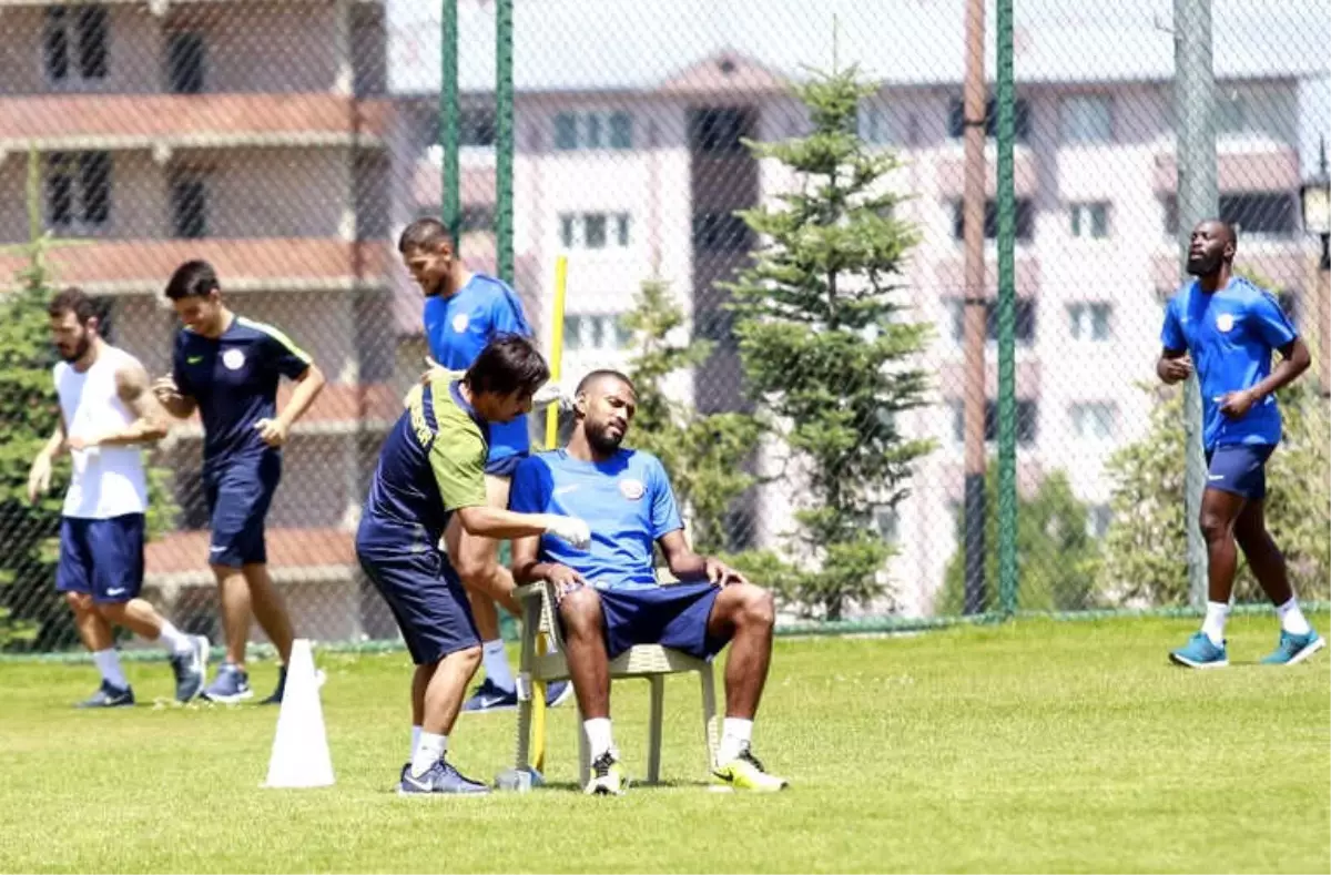 Antalyasporlu Futbolcular Laktat Testinden Geçti