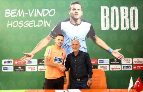 Aytemiz Alanyaspor, Bobo'ya 2 Yıllık İmzayı Attırdı