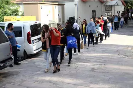Manukyan' Lakaplı Afife'nin Fuhuş Çetesi Adliyeye Sevk Edildi