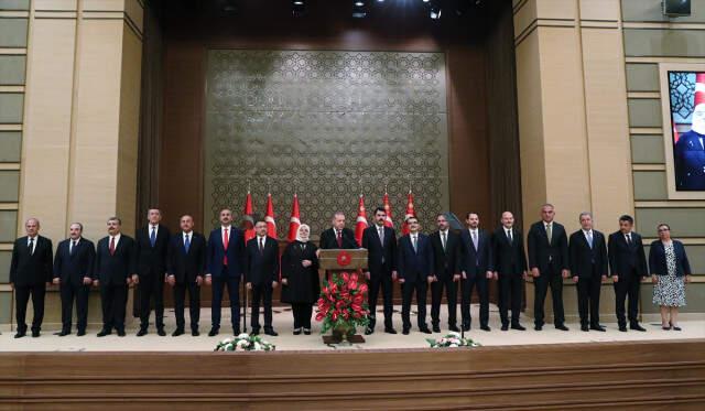Son Dakika! Başkan Erdoğan, Yeni Sistemin İlk Kabinesini Açıkladı