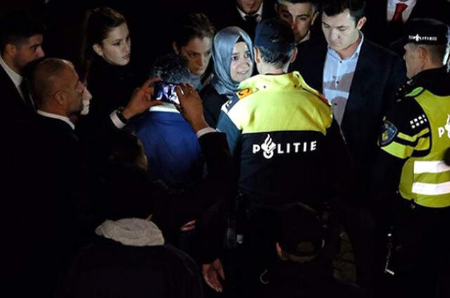 Sosyal Politikalar Bakanı Fatma Betül Sayan Kaya Yeni Kabinede Kadro Dışı Kaldı