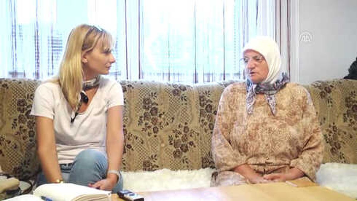Srebrenitsalı Anne Oğlunun Altı Kemiğini Defnedecek