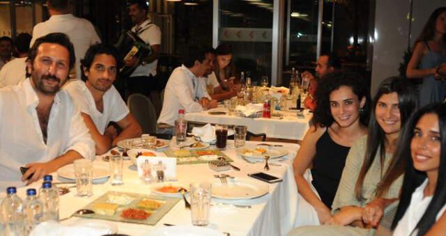 Ünlü Oyuncu Hande Doğandemir Yeni Aşkıyla Ortaya Çıktı
