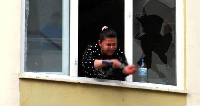 4 Ay Önce Ekmek Bıçağıyla Bileklerini Kesen Kadın Bu Defa İnşattan Atlamaya Kalkıştı