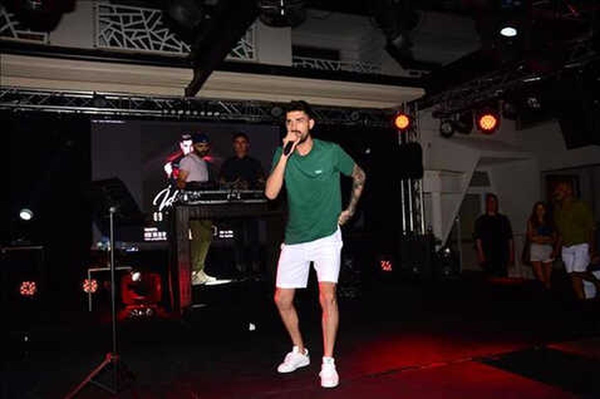 İdo Tatlıses, 2 Ayda 15 Kiloyu İsot Diyetiyle Verdi