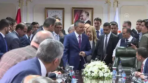 Pakdemirli, Görevi Fakıbaba'dan Devraldı