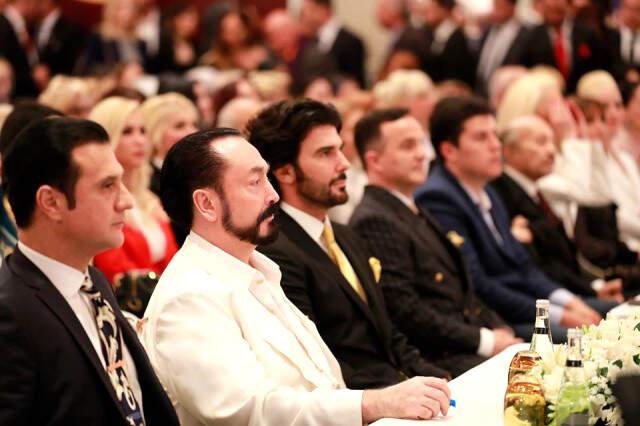 Adnan Oktar'ın Paranoid Şizofreni Hastası Olduğu İçin Tutuklanamayacağı İddia Edildi