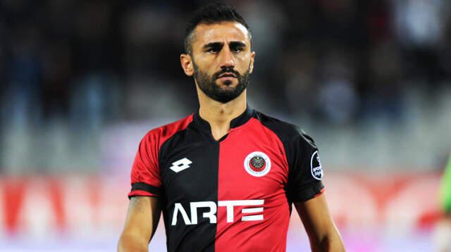 Gençlerbirliği, Selçuk Şahin ile 1-1 Yıllık Sözleşme İmzaladı