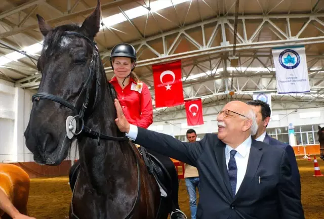 Hippoterapinin Merkezi Eskişehir Olacak