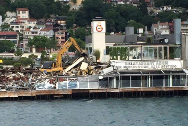 İkinci Yıkımı Başlayan Galatasay Adası ve Bilinmeyen Öyküsü