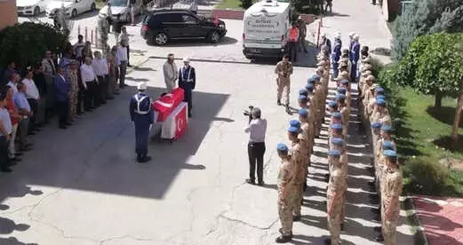 Batman'da, Silah Arkadaşı Tarafından Vurulan Asker Şehit Oldu