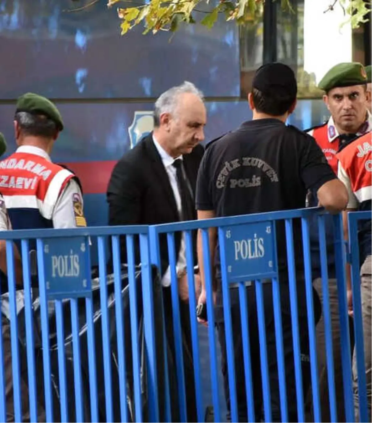 Soma Maden Faciası Davasında 14 Sanığa Ceza Verildi, 37 Sanık Beraat Etti (5)- Yeniden