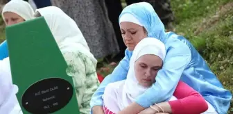 Slobodan Miloşeviç: 'Bosna Kasabı' Müebbet Aldı Ama Srebrenitsa'daki Gözyaşları Hala Taze Slobodan Miloşeviç: 'Bosna Kasabı' Müebbet Aldı Ama Srebrenitsa'daki Gözyaşları Hala Taze