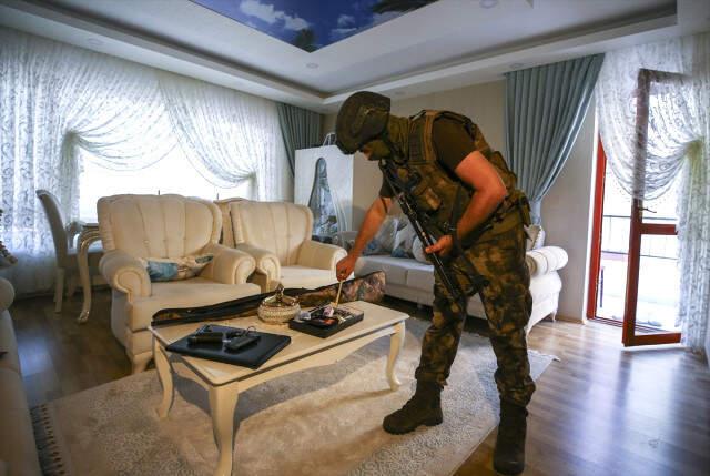Başkent'te 2018 Yılının En Büyük Narkotik Operasyonu: Çok Sayıda Silah ve Uyuşturucu Yakalandı